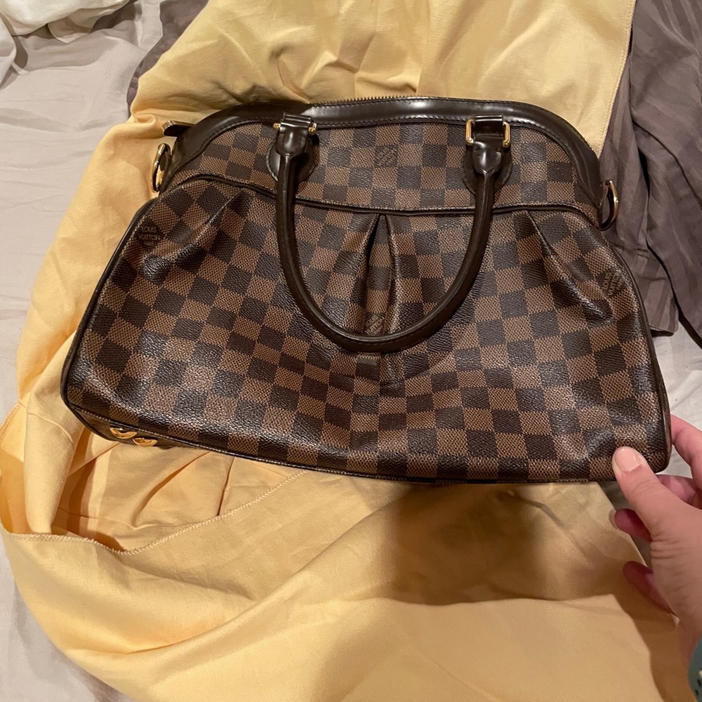 Louis Vuitton trevi pm
